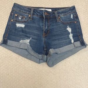 jean shorts!
